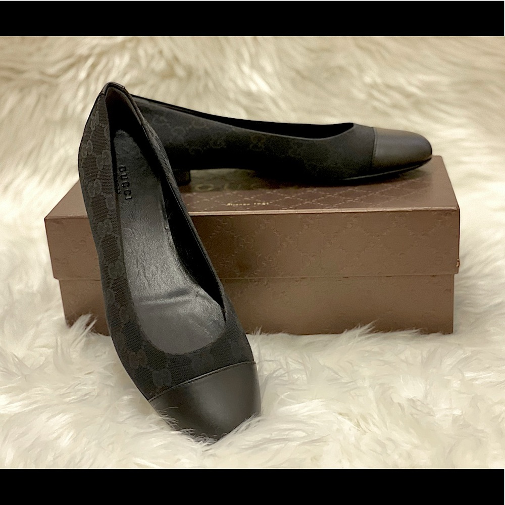 NEW Gucci Canvas & Leather Ballet Flats